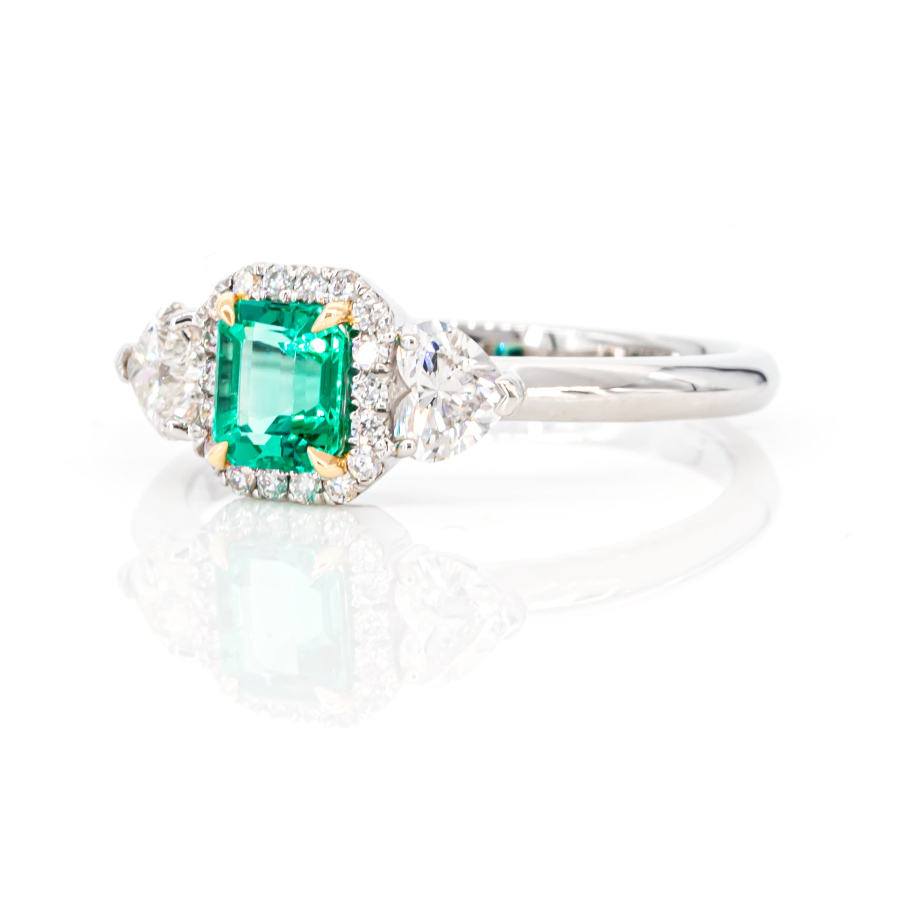 Side profile of emerald diamond ring