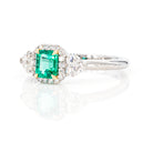 Side profile of emerald diamond ring 