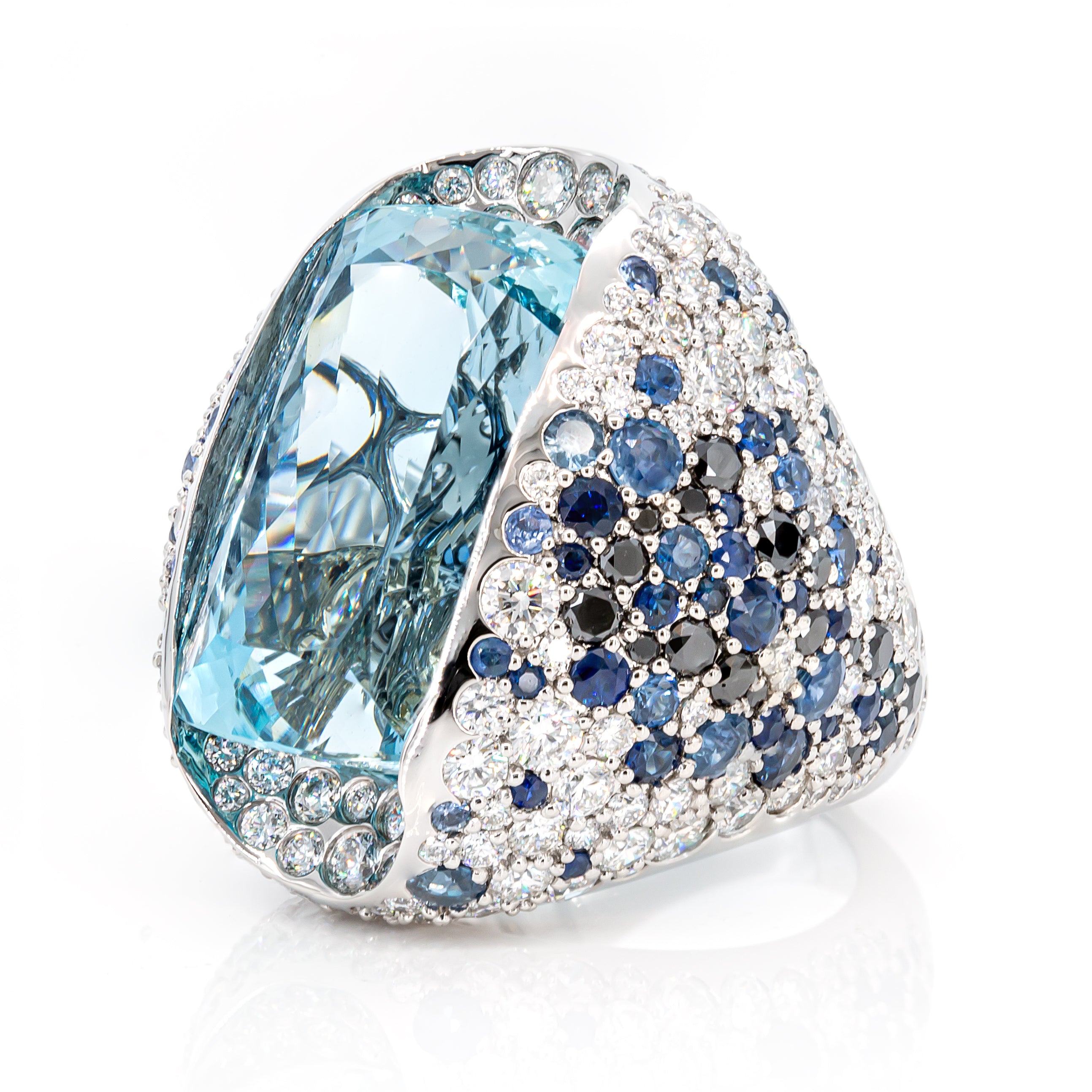 Angled perspective of aquamarine and diamond ring in PT950 platinum